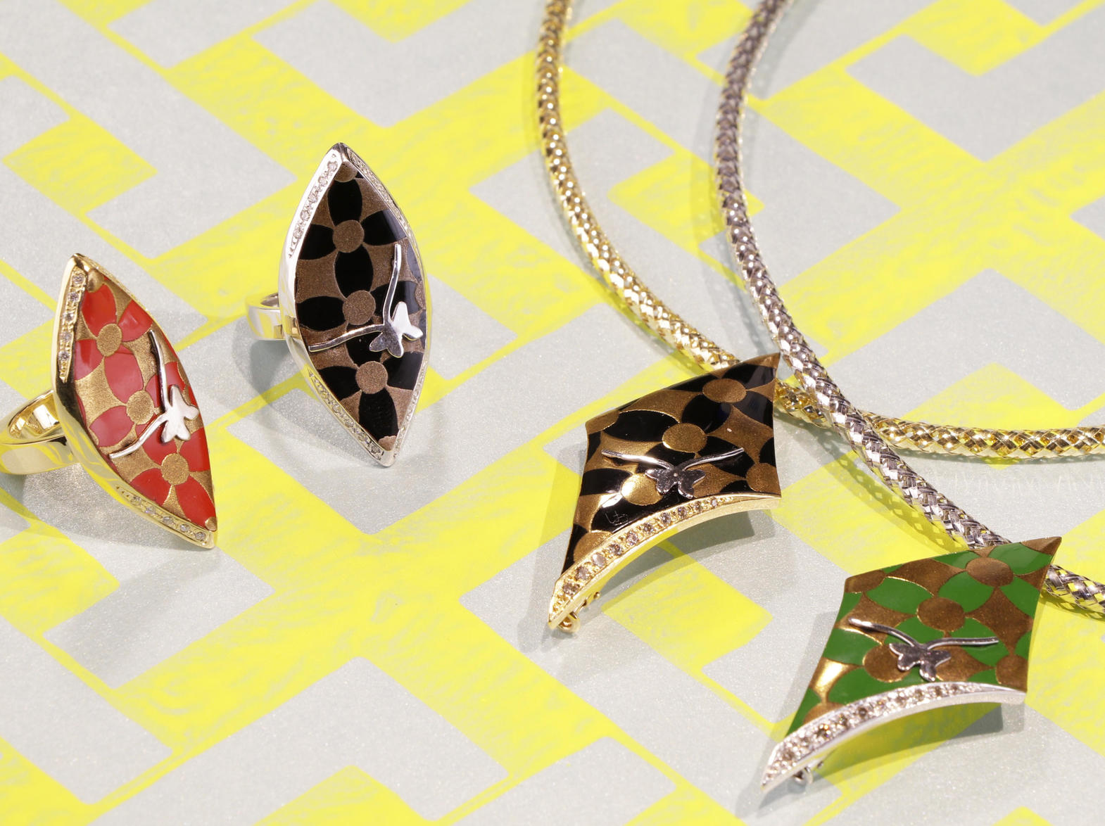 南蛮七宝の蒔絵ペンダント【優艶jewelry】